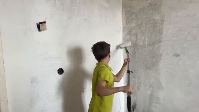 Ремонт у Максима в комнате. Продолжение