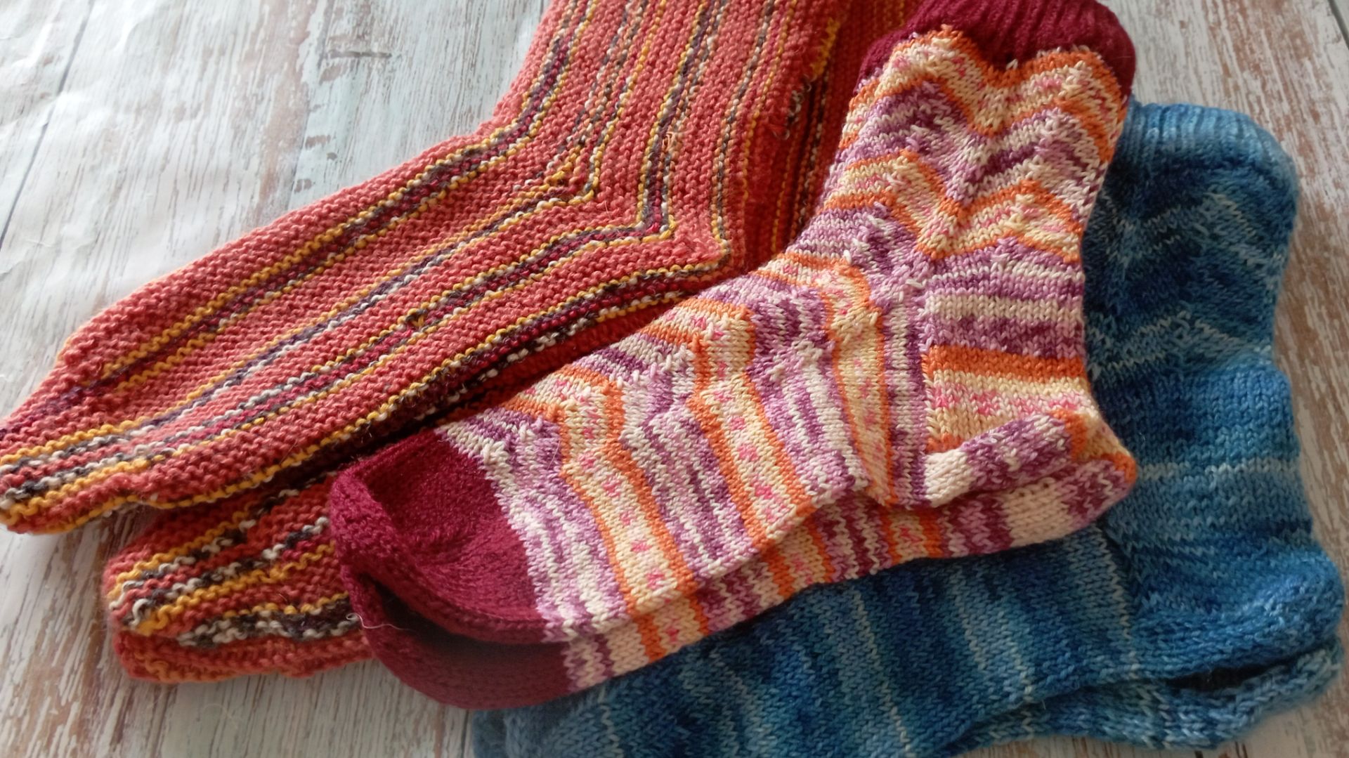 Март . Носки 