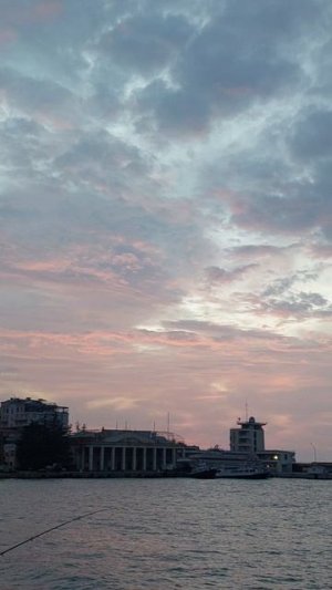 Рассвет в Ялте