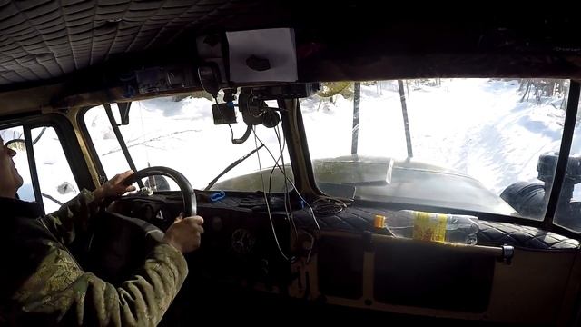 Урал лесовоз. Переправа на Щугоре. Весна 2026.