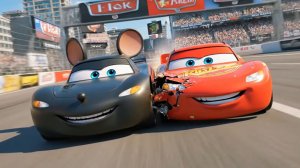 Молния маквин против МаусКвина такого героя вы не видели