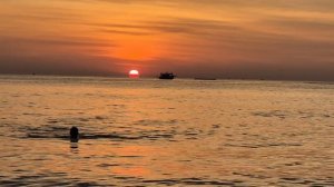 Закат солнца на острое Фукуок Вьетнам пляж "Bai Truong Beach "