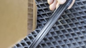 Замена резинок на бескаркасных дворниках Belgee X50