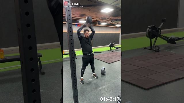 Черный Виктор ,ТФ Жулебино , член клуба член /94 повторений.