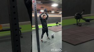 Черный Виктор ,ТФ Жулебино , член клуба член /94 повторений.