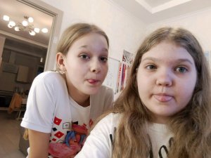 Красимся у Алиски