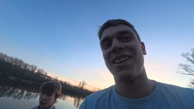 Открыл купательный сезон