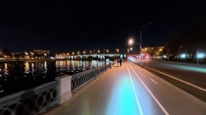По обводному каналу на моноколесе