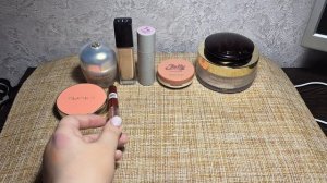 МИНИМАЛИСТИЧНАЯ ДЕКОРАТИВНАЯ КОСМЕТИЧКА НА АПРЕЛЬ 2026