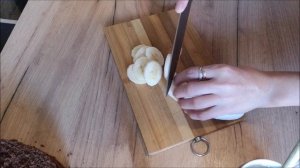 Шоколадный бисквит с бананом