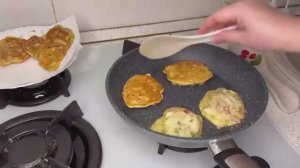 Вкусный завтрак за 10 минут❗🔥 Все смешала и на сковороду❗🔥