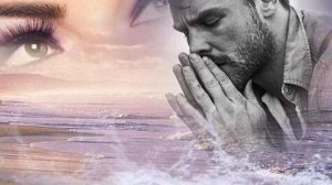 "Прячась от пытливых взглядов"- исп. автор слов Галина Катрачёва