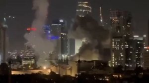 Прилёт иранской баллистической ракеты по позиции комплекса «Железный купол» в Тель-Авиве.