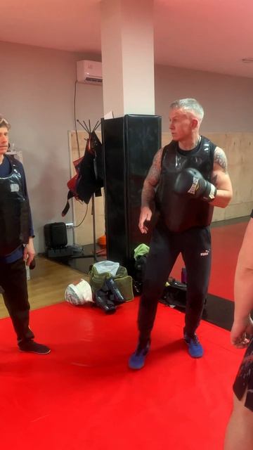 👀Вошёл - отработал и ушёл