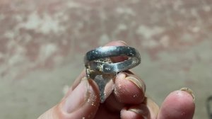 Пляжный коп в Тае: только вышла на пляж и сразу нашла такое!