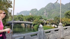 Идём к нашим великам и поедем в Там Кок!