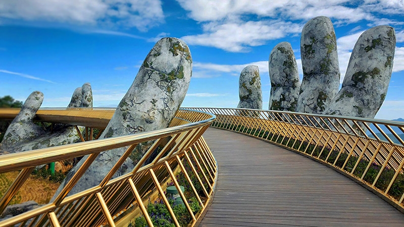 Южно-Сахалинск - Владивосток - Вьетнам