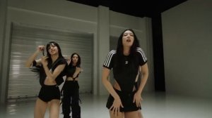 Shut down Blackpink