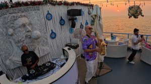 Organic Melodic House- Purple MartiniSyntheticsax &.  DJ Jar