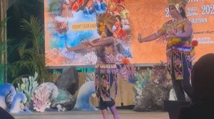 Ланта. Дети танцуют.