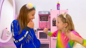 Настя с друзьями выполняют задания от Папы Квесты для детей [get.gt]