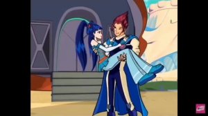 Клуб Винкс . Влюбился в нее