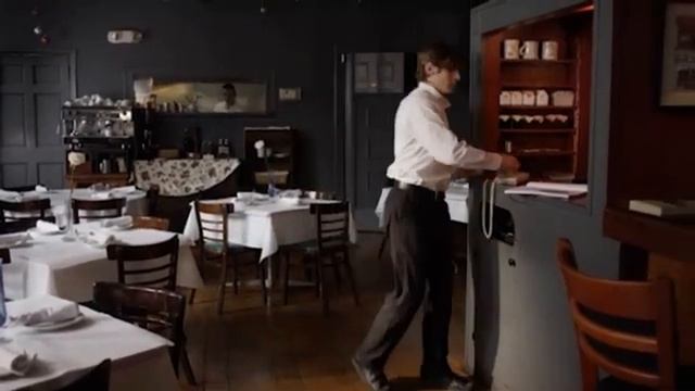 AEF B2 - Jenny Books a Table [get.gt]