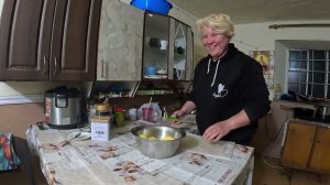 Губарева- ГОТОВЛЮ СЕБЕ УЖИН...😍