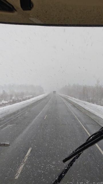 Весна радует снежком 