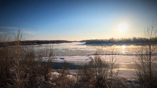 -13 по Цельсию,  гуляем в окрестностях,  пешком и на авто...,мороз и солнце. Ух!.