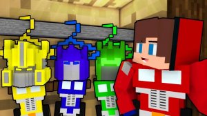 Джей Джей Красный шлем Оптимуса Прайма костюма против Желтого Костюма. Майнкрафт Мультик