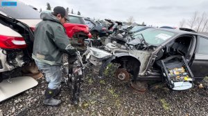 JunkYard. Том Сойер. Работа на американской разборке, ливни.