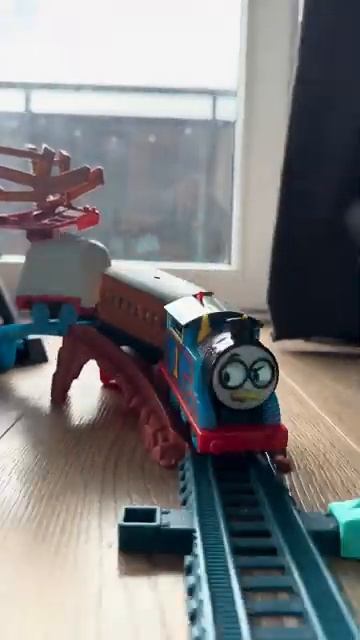 Томас и его друзья паровозик томас