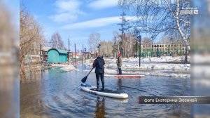 Любители сапборда прокатились по огромным лужам посреди Братска