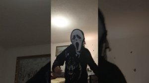 я танцую под песню геометрал доминатор.