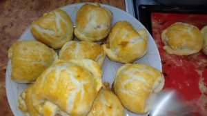 Мои пирожки!
Продвигаю носочки и долговязый плед😆