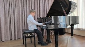 Шаров  Константин