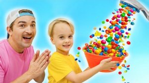 Крис и приключения с волшебным конфетным душем