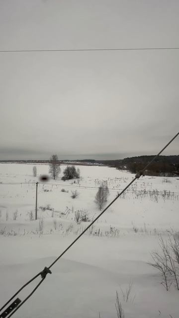 Стук колес вид из окна поезда март 2026