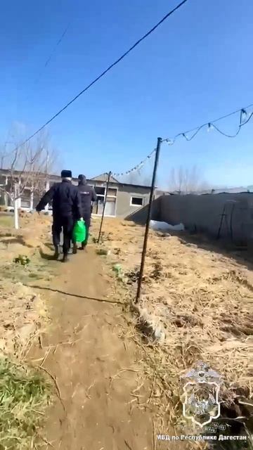 Полицейские Кумторкалинского района республики оказали помощь малообеспеченным семьям