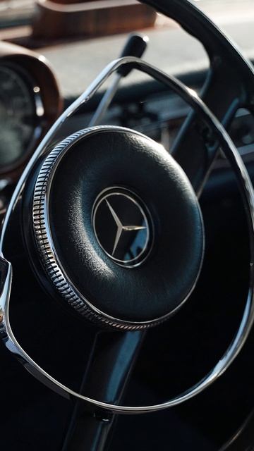 Mercedes-Benz 600 W100. Икона стиля на снегу