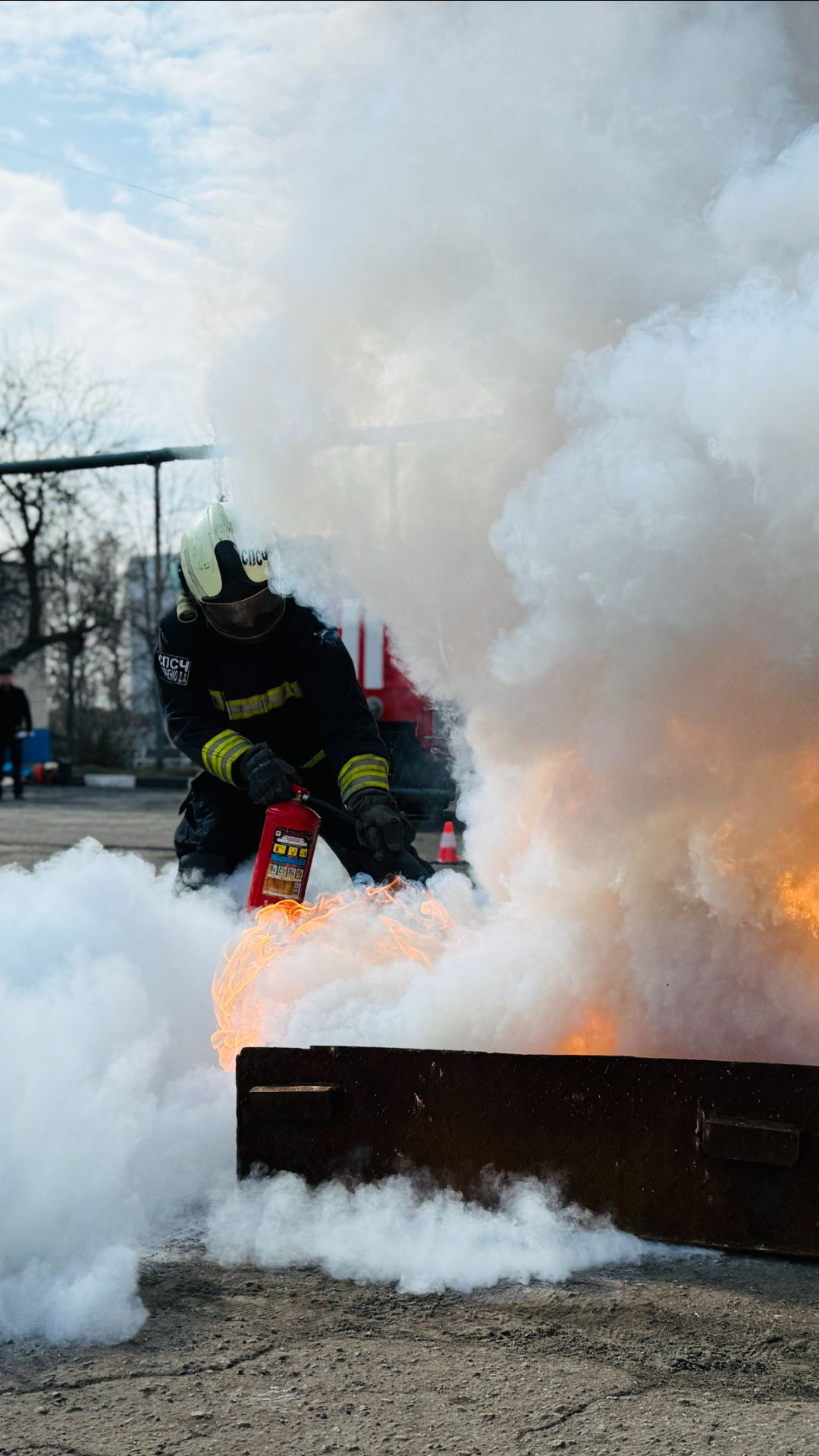 В Старом Осколе спасатели соревновались в ликвидации последствий ДТП