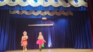 Дуэт Страхова Арина и Савчук Анна