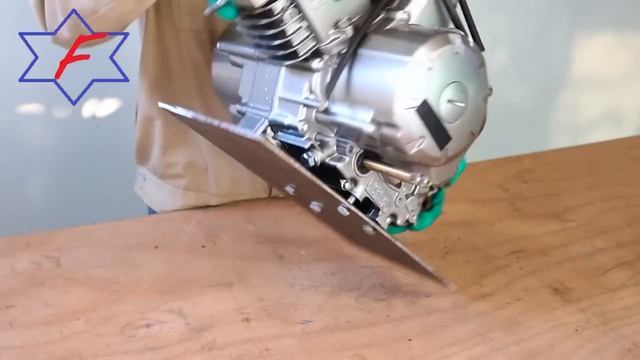 Самодельный потрясающий мотоцикл без ступицы — автор_ Fawa Bros