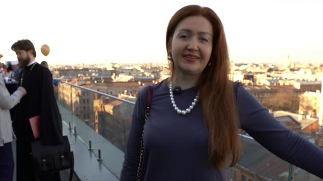 «ЭФХАРИСТО» в Zarenkov Gallery: выставка о благодарности, созидании и духовном наследии