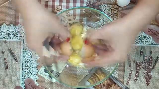 Как приготовить омлет с колбасой в мультиварке. Обзор