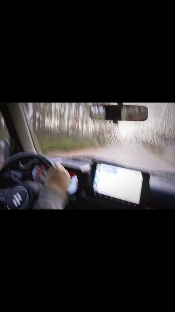 Suzuki Jimny на грунтовке