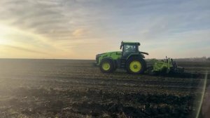 Трактор Зумлион DV3354 едет в Белгородский закат