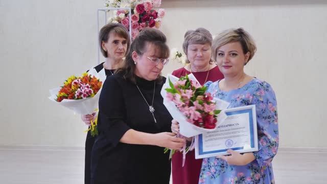 Награждение директора МАУК КДЦ "Родина" Максютенко Анастасии Александровны