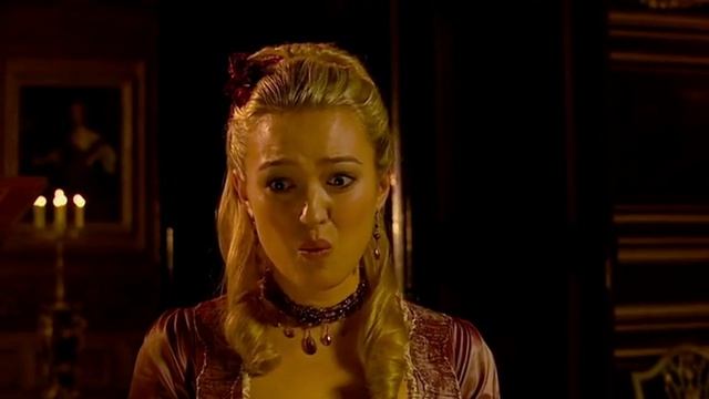 Doctor Who - The Girl In The Fireplace [S02E04]